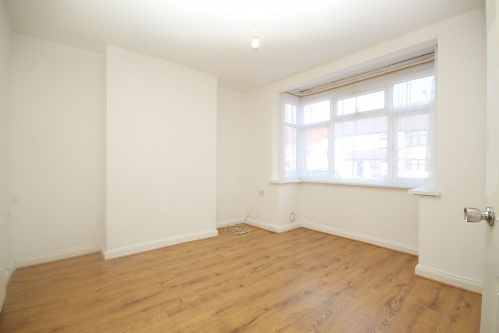 Property photo 1 of 10 Egerton Road, Wembley, Middlesex, Ha0