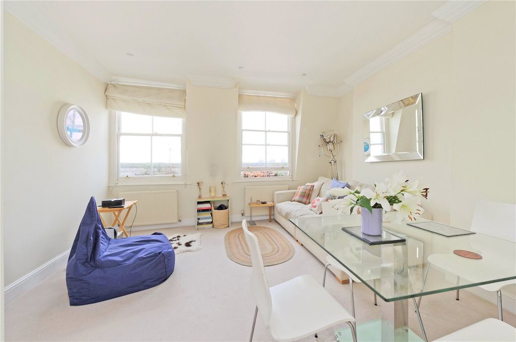Property photo 1 of 6 A085i00000L8Xjwaar_Nho220141_16.Jpg