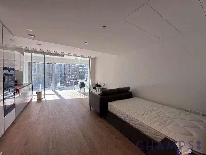 Property photo 3 of 9 Gallery