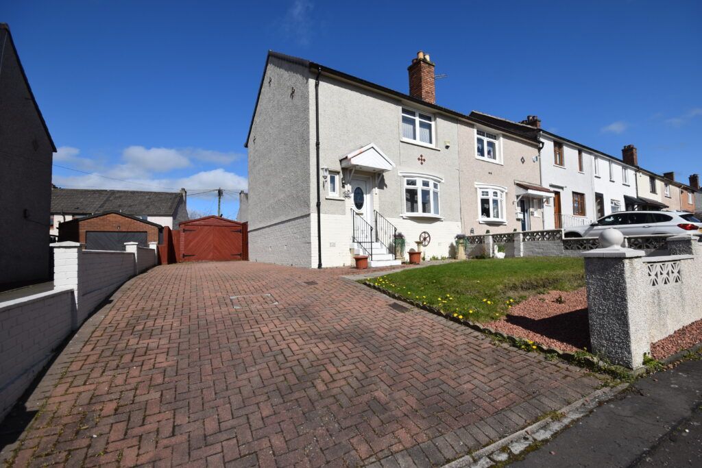 Property photo 2 of 27