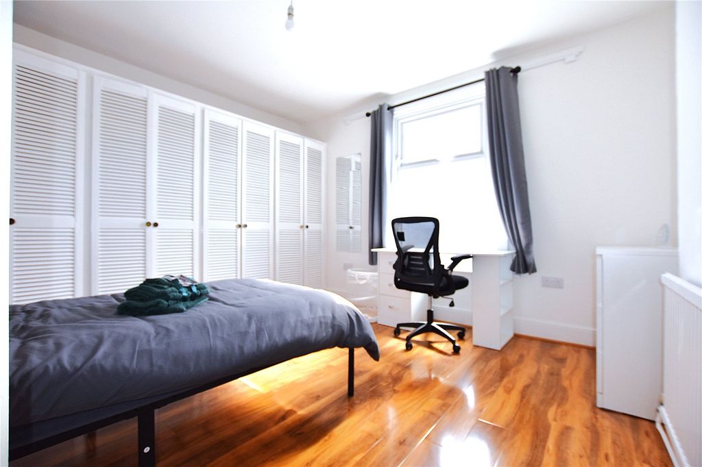 Property photo 1 of 19 Picture No. 02