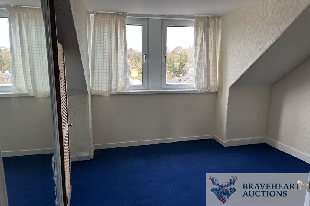 Property photo 3 of 6 Photo 2