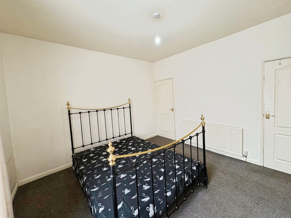 Property photo 3 of 15 Bedroom 2