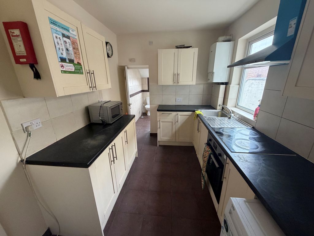 Property photo 2 of 7 Front