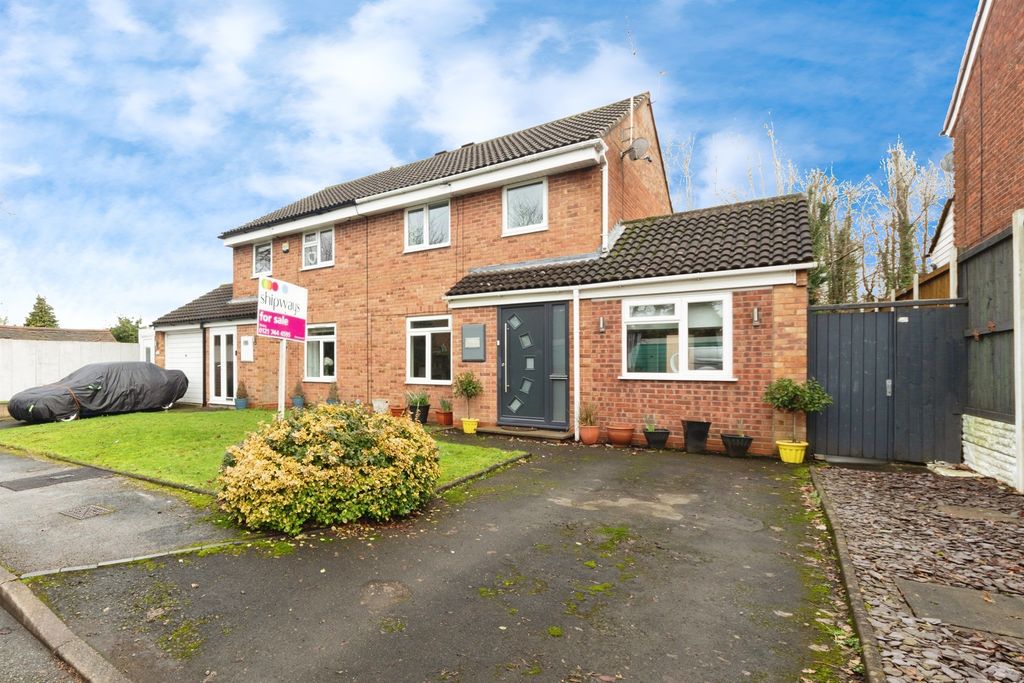 Property photo 1 of 25