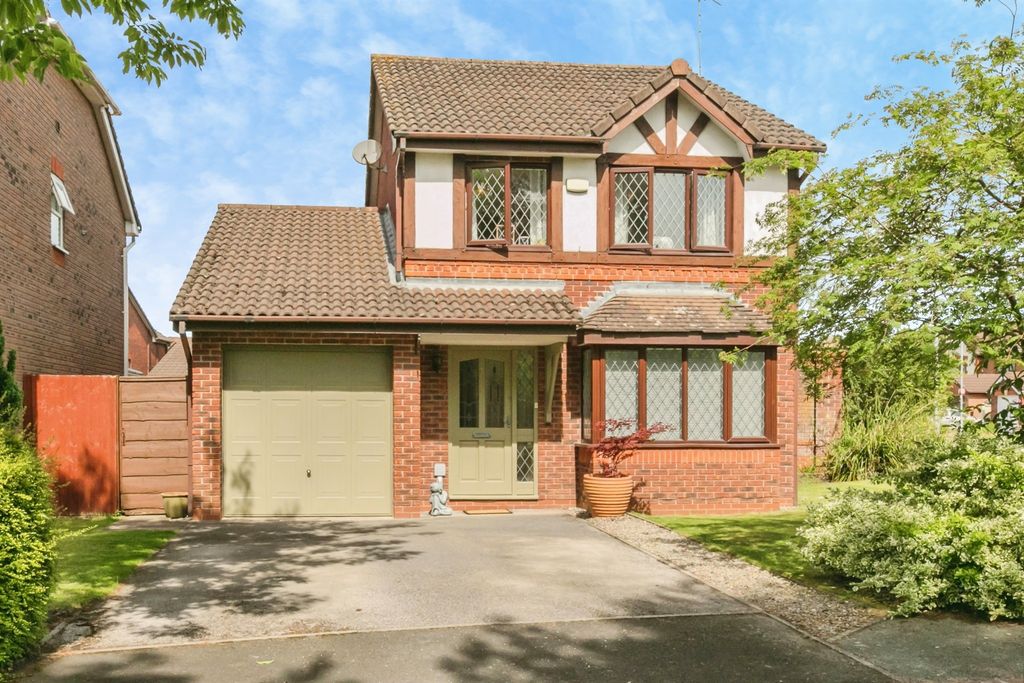 Property photo 1 of 24