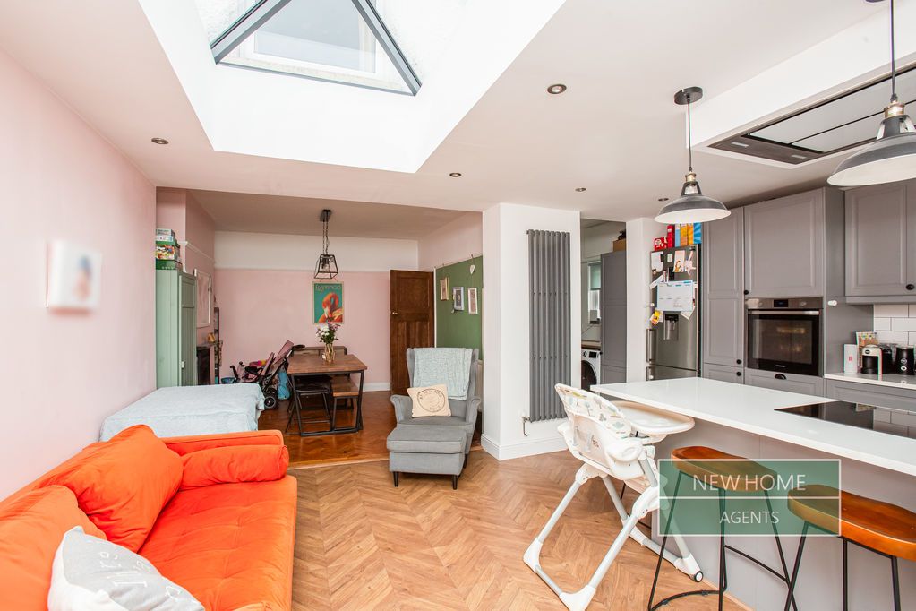 Property photo 2 of 28 Photo 21