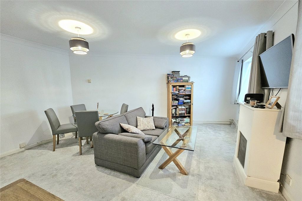 Property photo 2 of 7 Picture No. 04