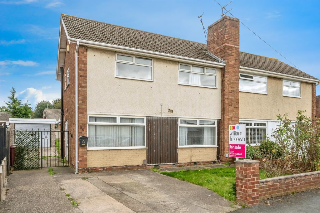 Property photo 1 of 8