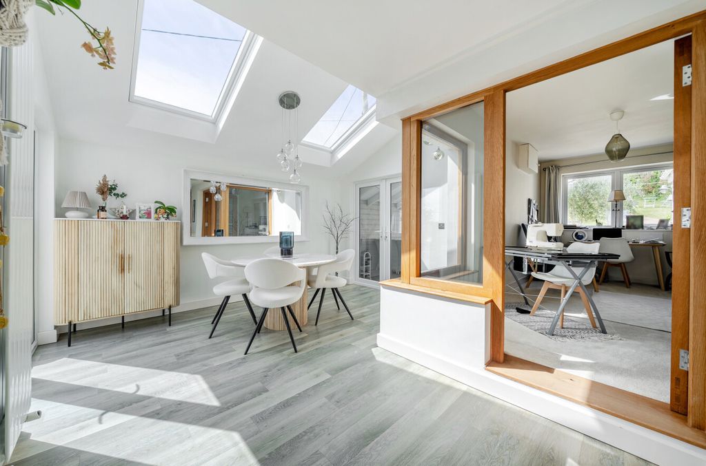 Property photo 3 of 35 1447459-8-69E765F...
