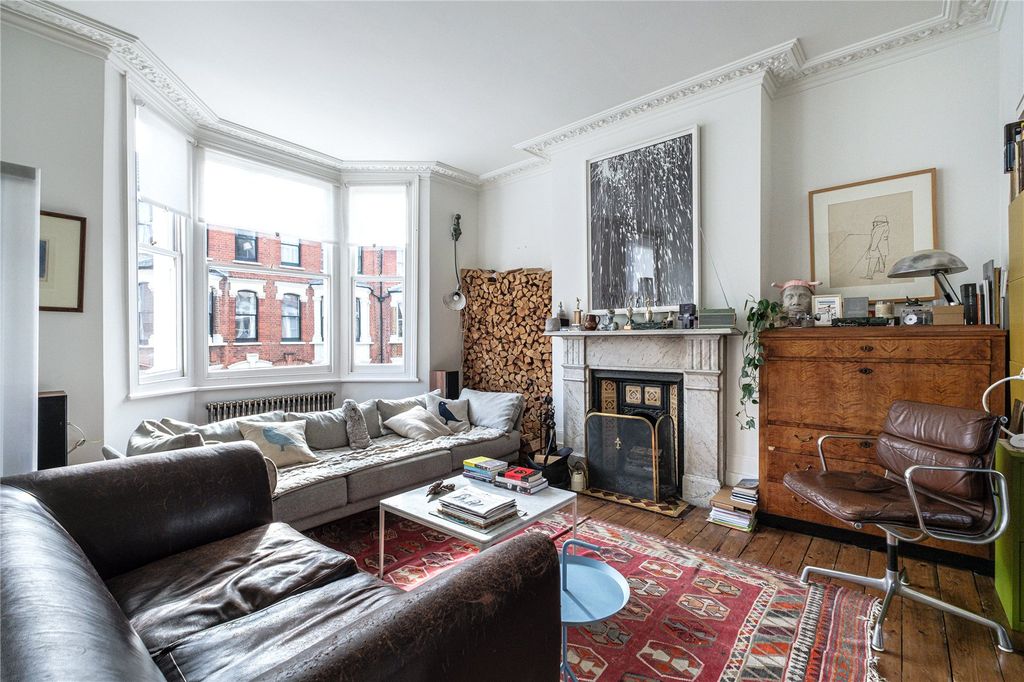 Property photo 3 of 34 Picture No. 29