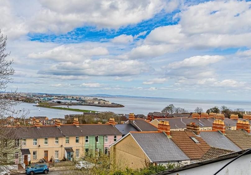 Property photo 2 of 34 View