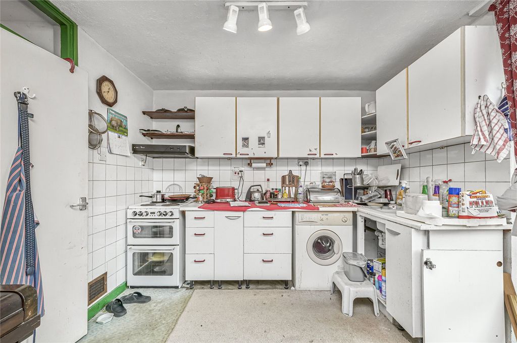 Property photo 2 of 19 Picture No. 03