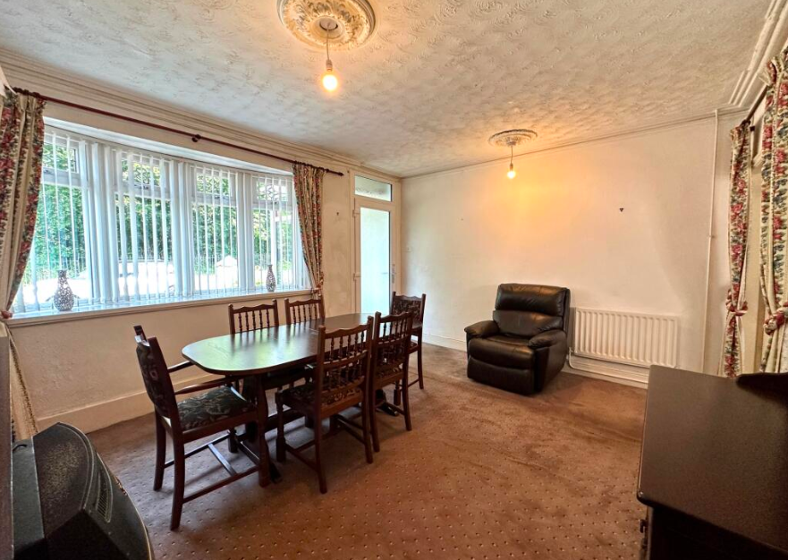 Property photo 3 of 10 First Reception