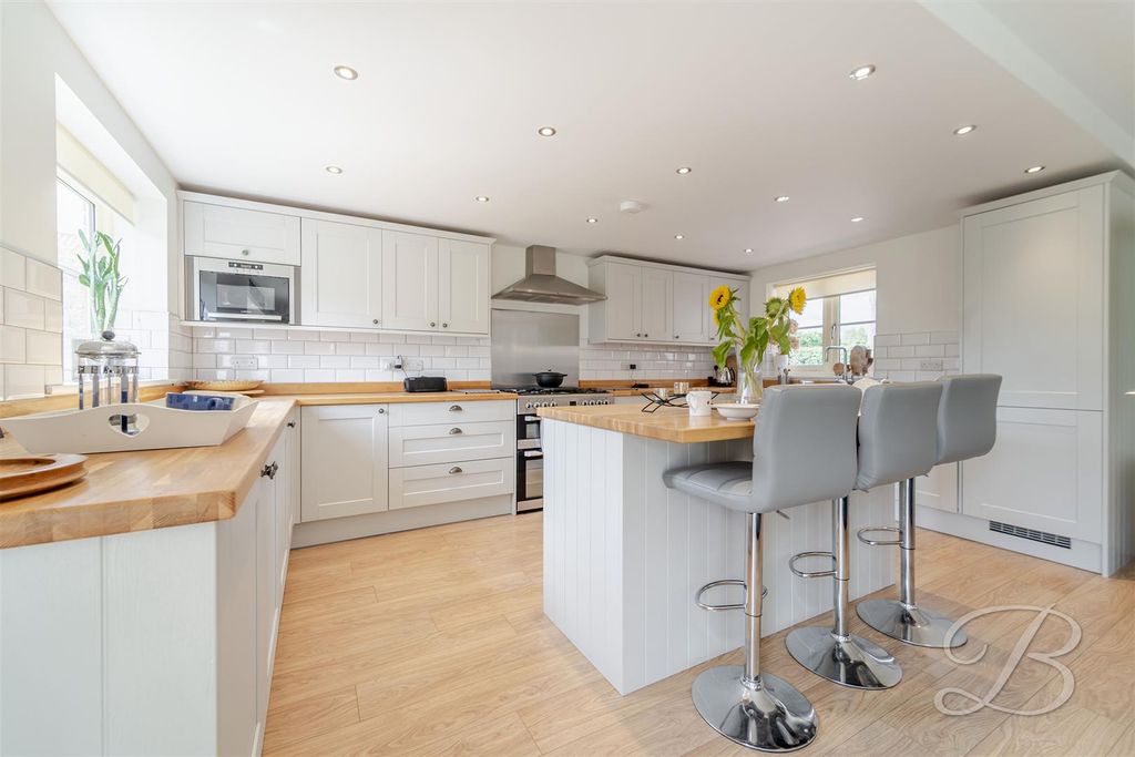 Property photo 2 of 46 Ccltd-28.Jpg