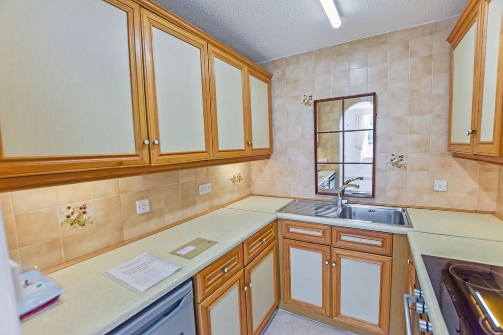 Property photo 3 of 11 Picture No. 30
