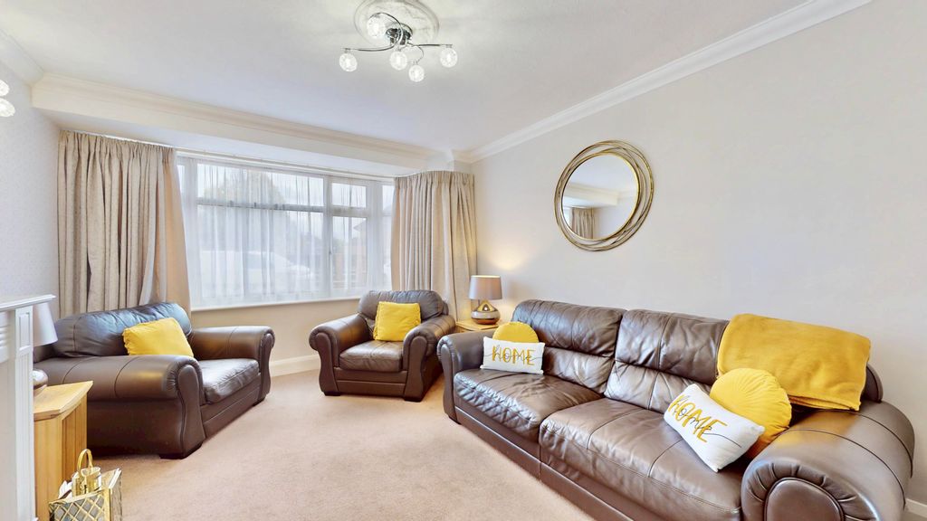 Property photo 3 of 39