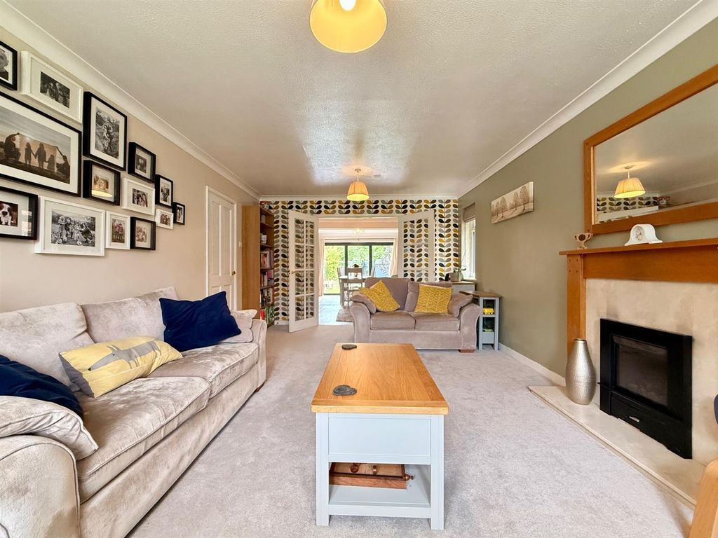 Property photo 3 of 22 2.Jpg