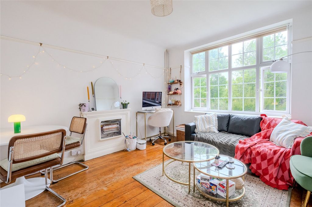 Property photo 1 of 6 Picture No. 19