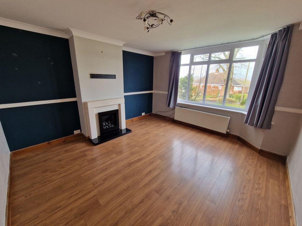 Property photo 2 of 16 Sitting Room