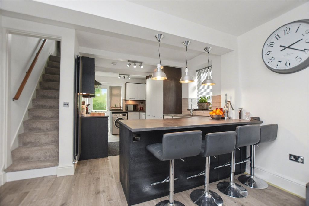 Property photo 2 of 16 Picture No. 02