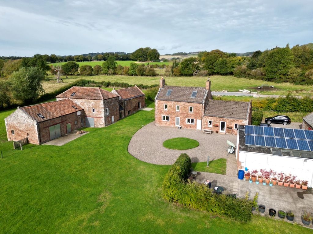 Property photo 3 of 23