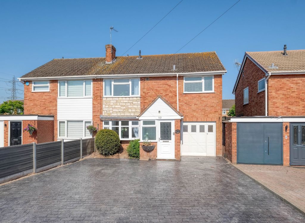 Property photo 1 of 31 Picture No. 02