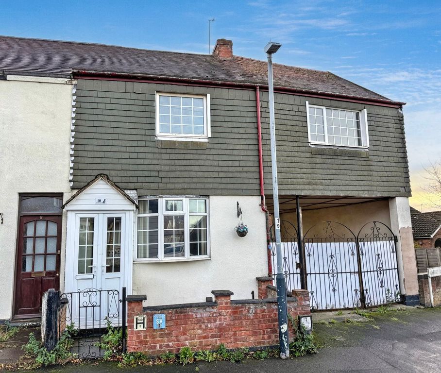 Property photo 2 of 23