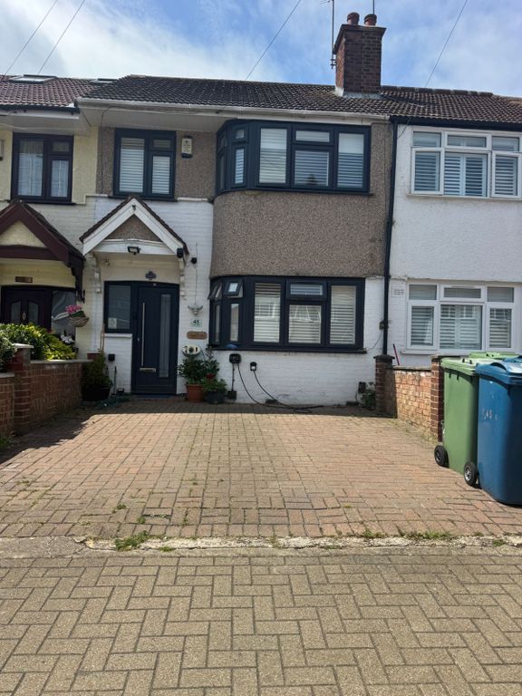 Property photo 1 of 12 Four Bedroom Terraced House In Torbay Road Harrow
