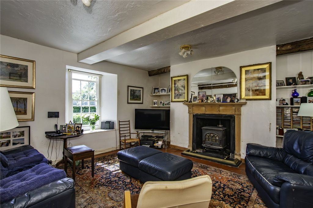 Property photo 3 of 22 Picture No. 37