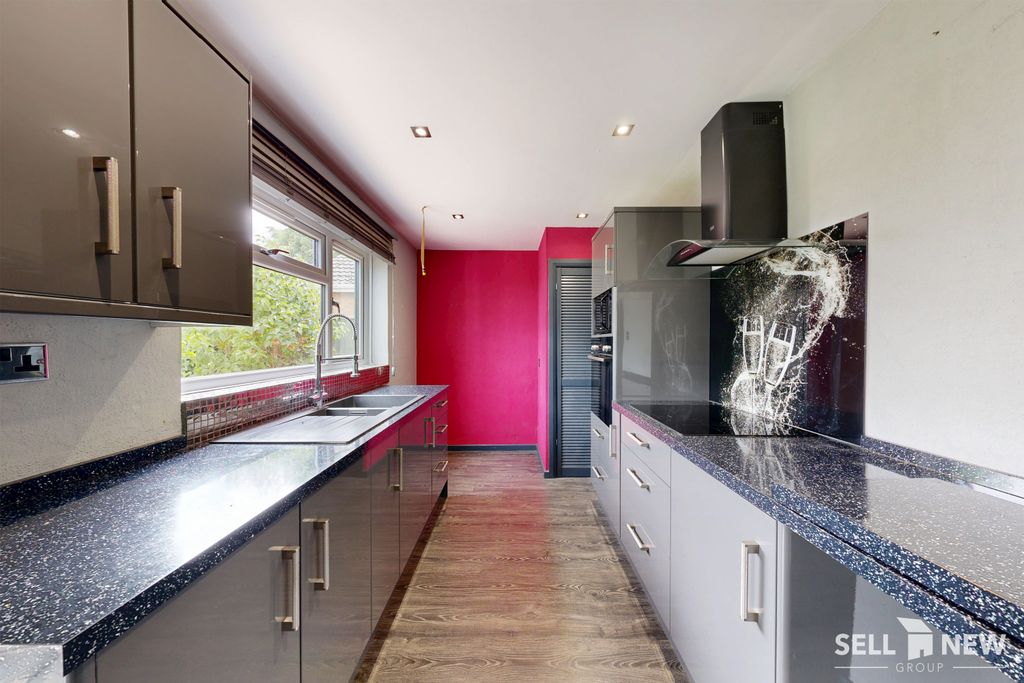 Property photo 2 of 23 Internal Images 