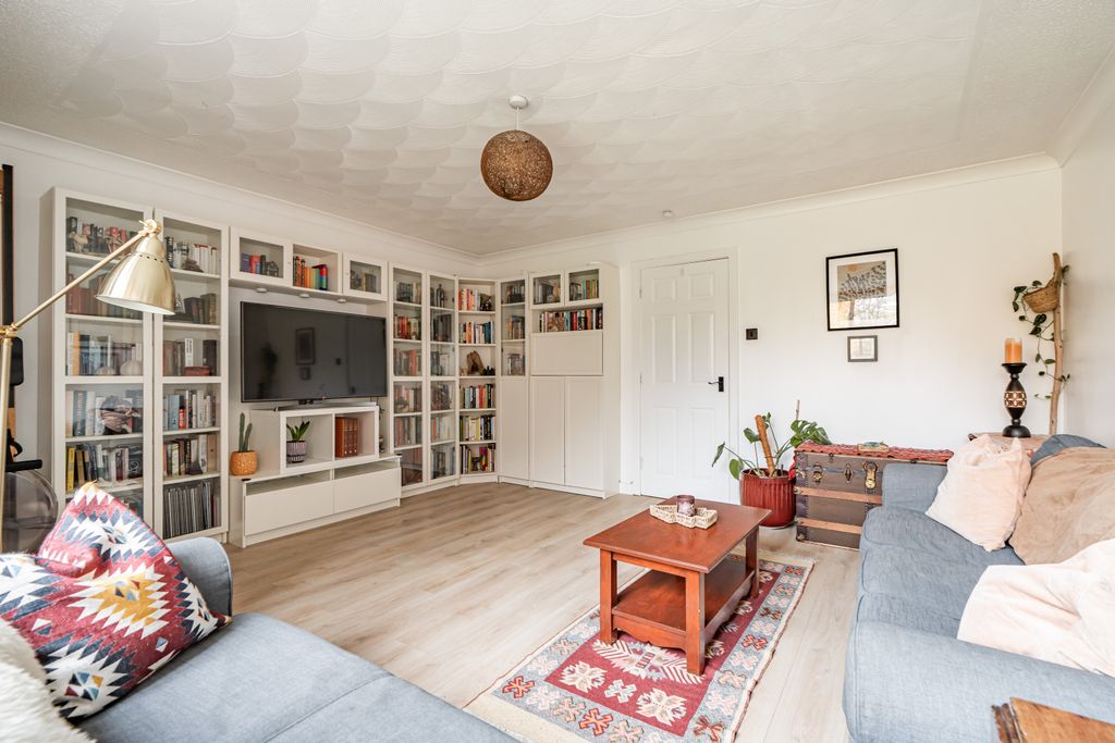 Property photo 3 of 32 Property Image 3