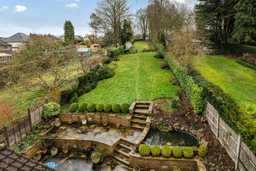 Property photo 2 of 12