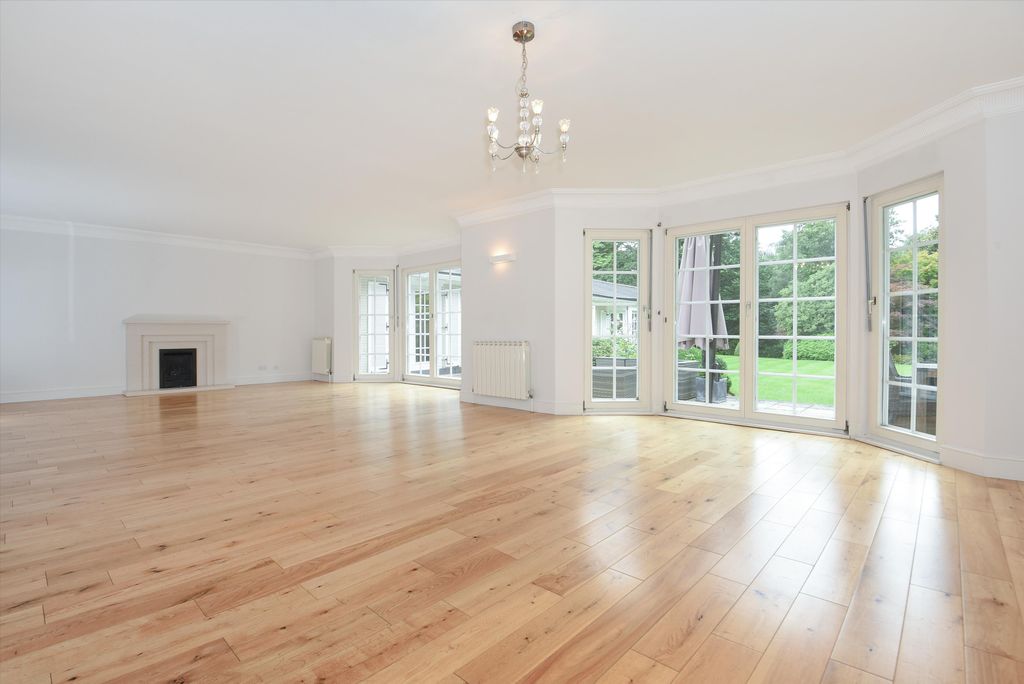 Property photo 2 of 8 Image