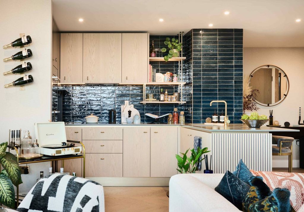 Property photo 3 of 16