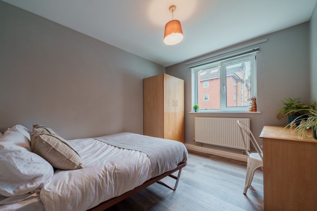 Property photo 2 of 9 Photo 1