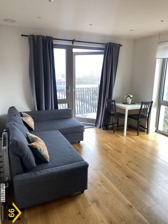 Property photo 2 of 7 Photo 1