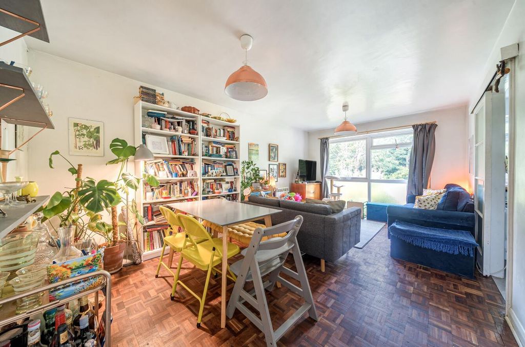 Property photo 2 of 14 1302279-12-68469A655d56F.Jpg