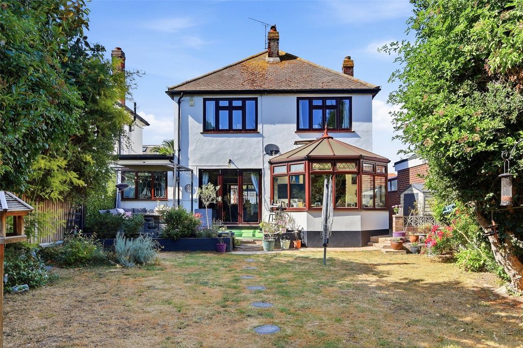 Property photo 2 of 21 Picture No. 33