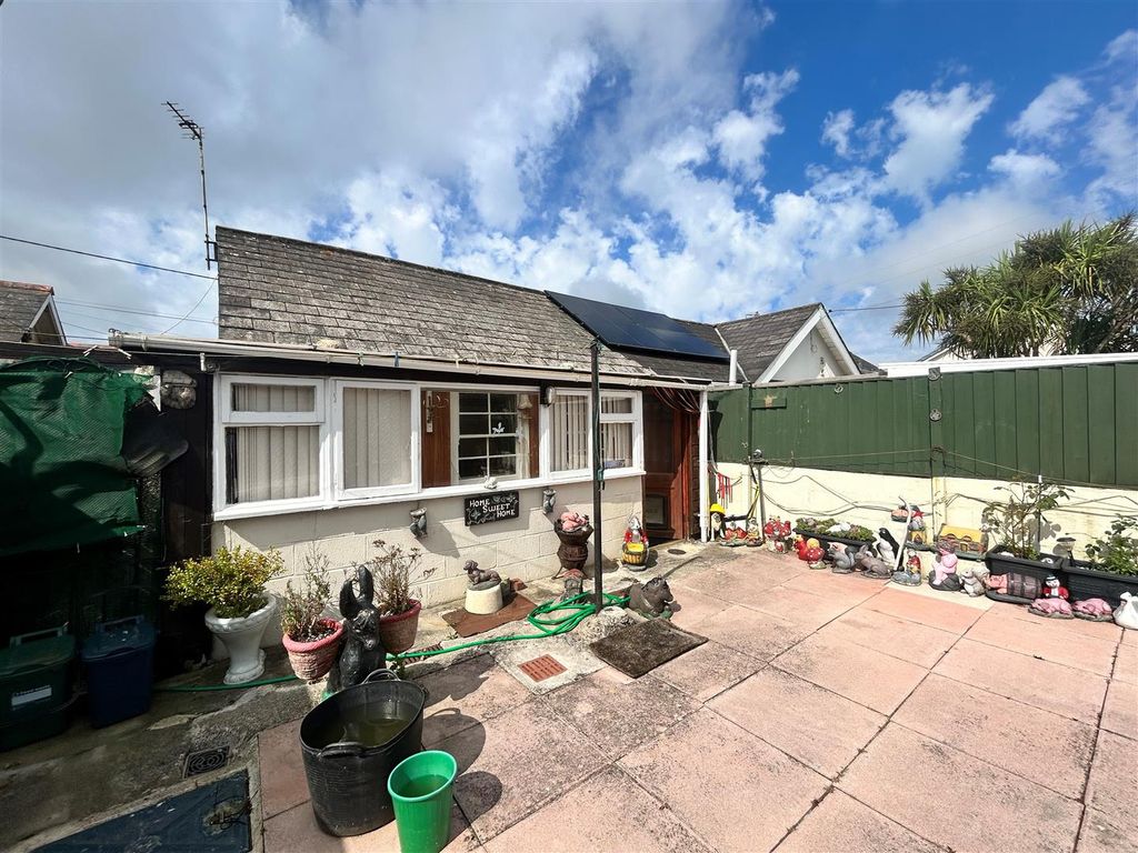 Property photo 1 of 12 Rear