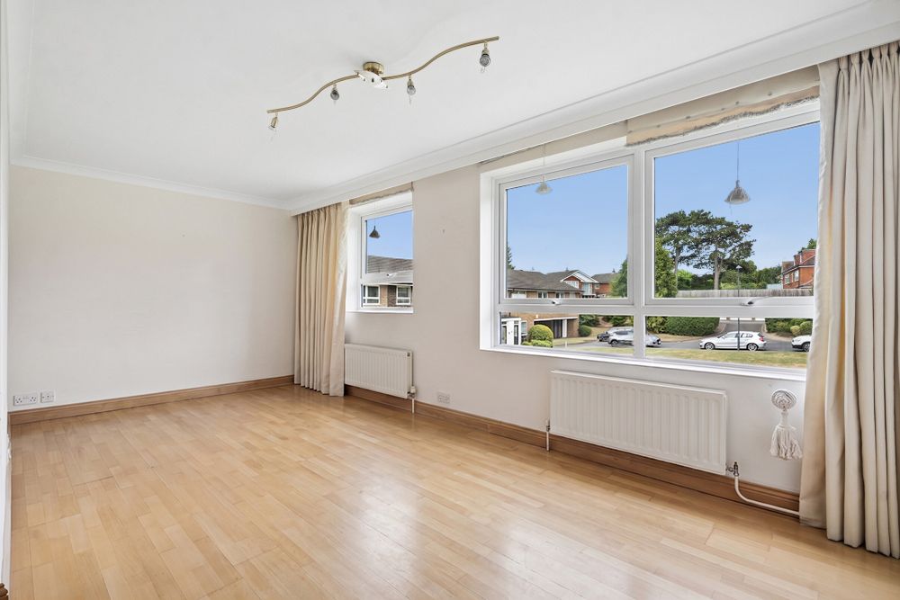 Property photo 3 of 13