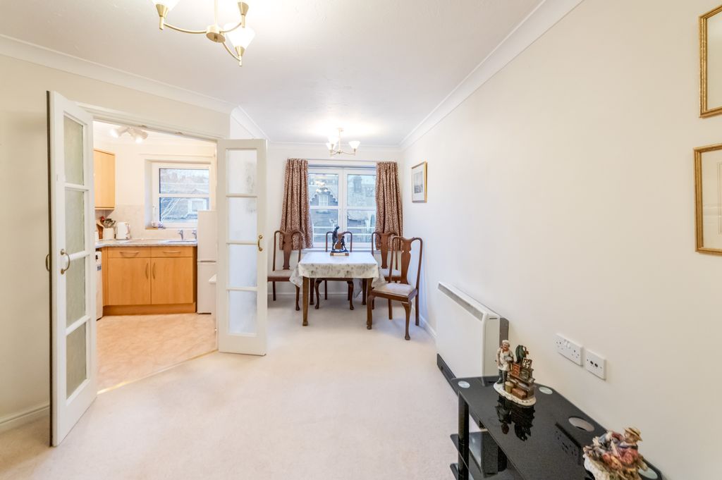 Additional image 4 of 1 bed flat for salePittenzie Street, Crieff PH7