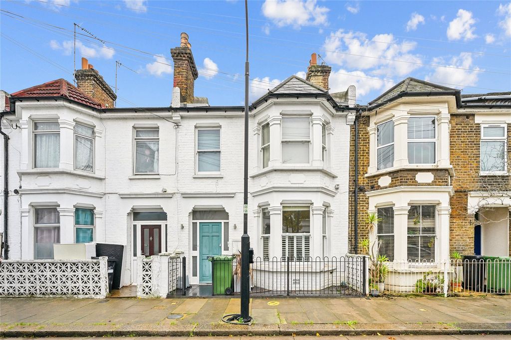 Property photo 1 of 12 Exterior