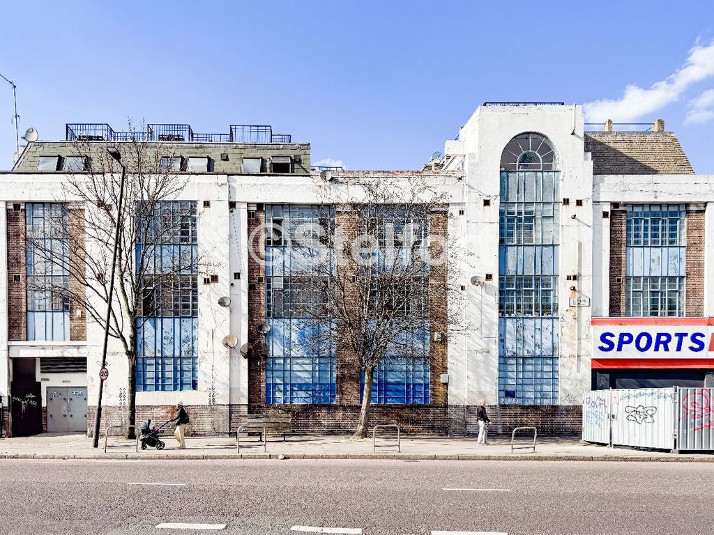 Property photo 1 of 11