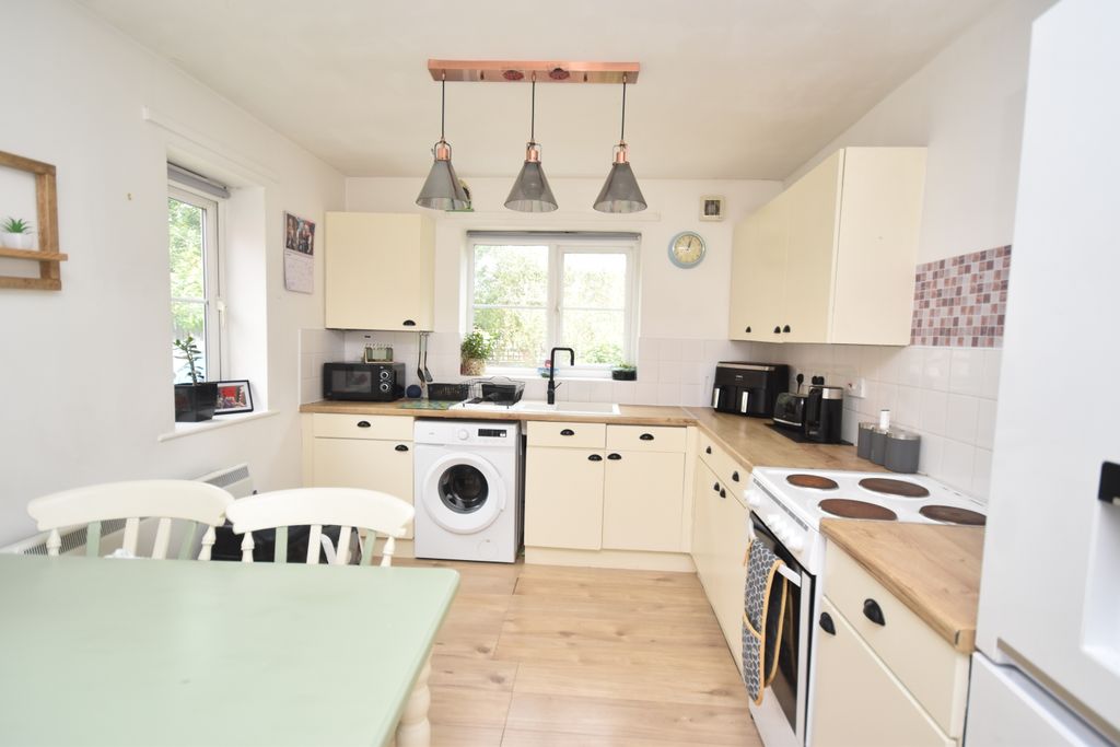 Property photo 2 of 14 Kitchen/Diner