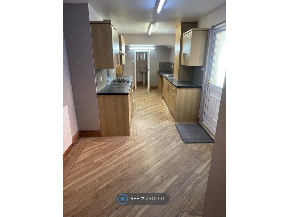 Property photo 2 of 18 Kitchen/Diner