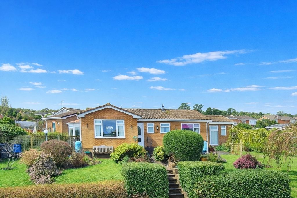 Property photo 1 of 26 Photograph