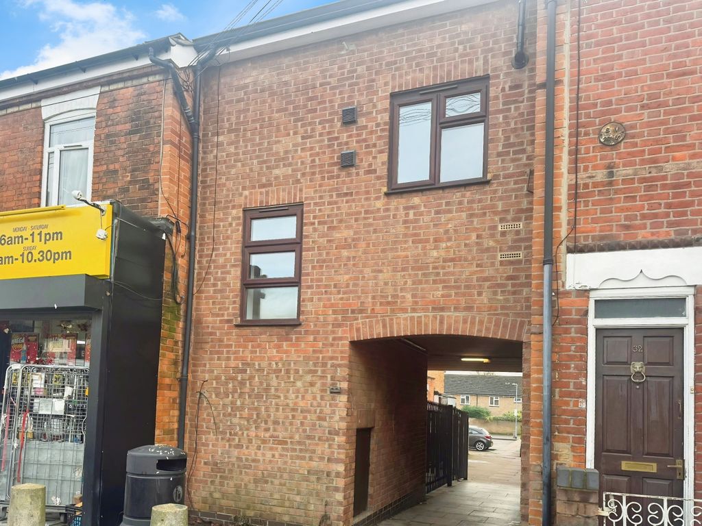 Property photo 1 of 11