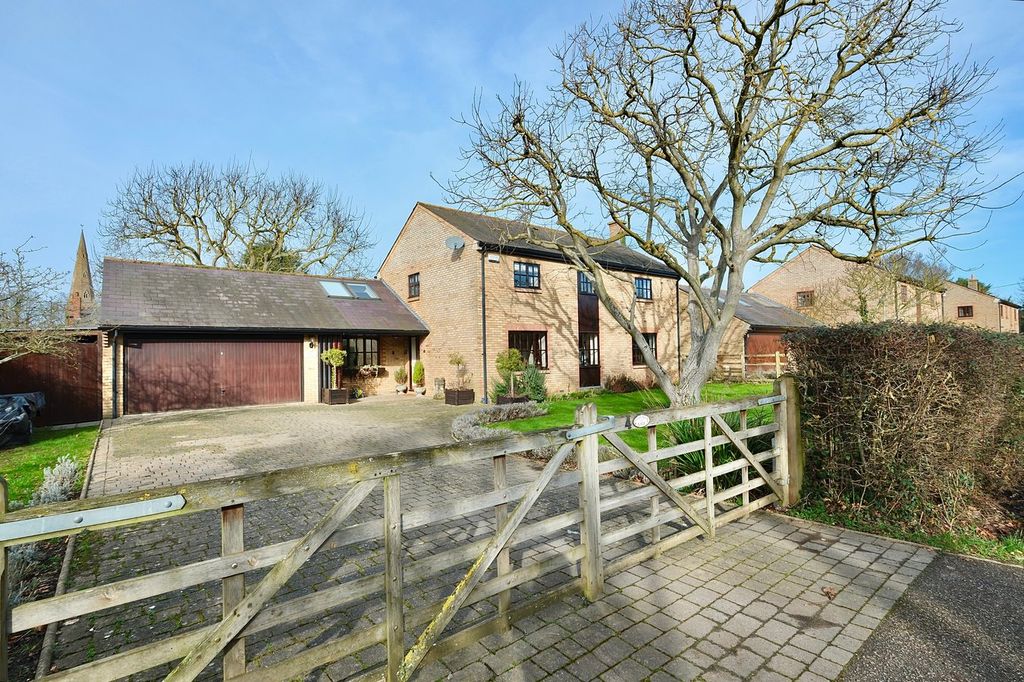 Property photo 1 of 20