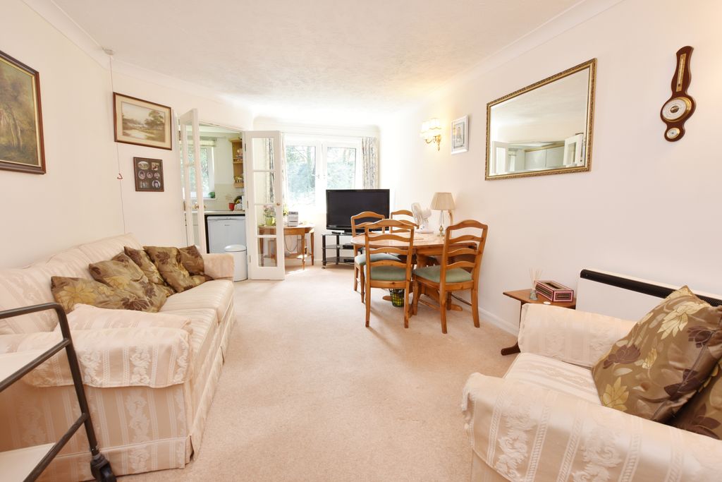 Property photo 3 of 6 Img_13242_7_Original